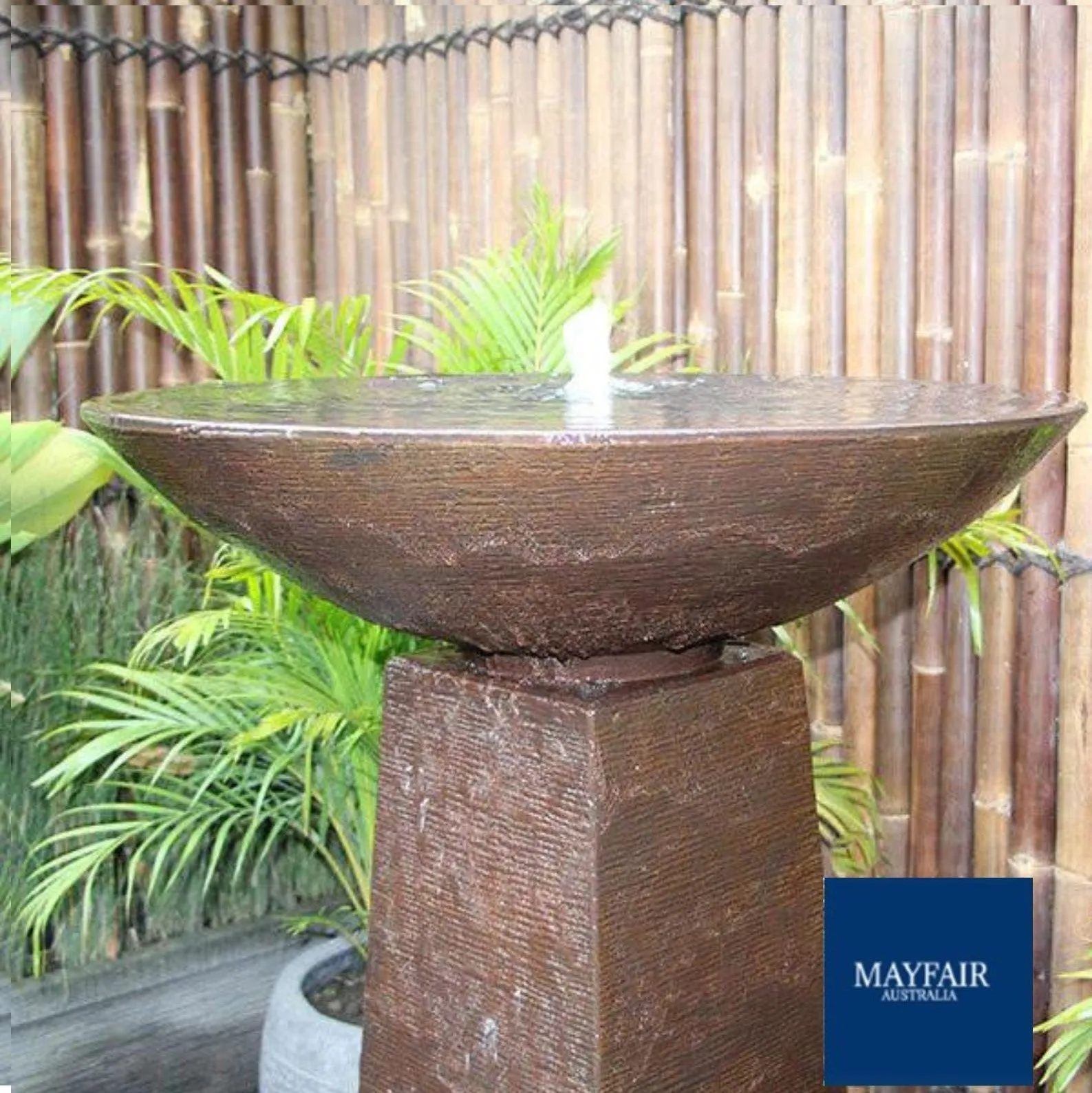 AQUARIUS WATER FOUNTAIN LARGE
