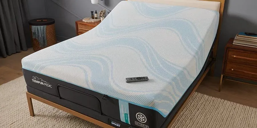 Tempur-Pedic TEMPUR-ProBreeze® Medium Hybrid 12" Mattress