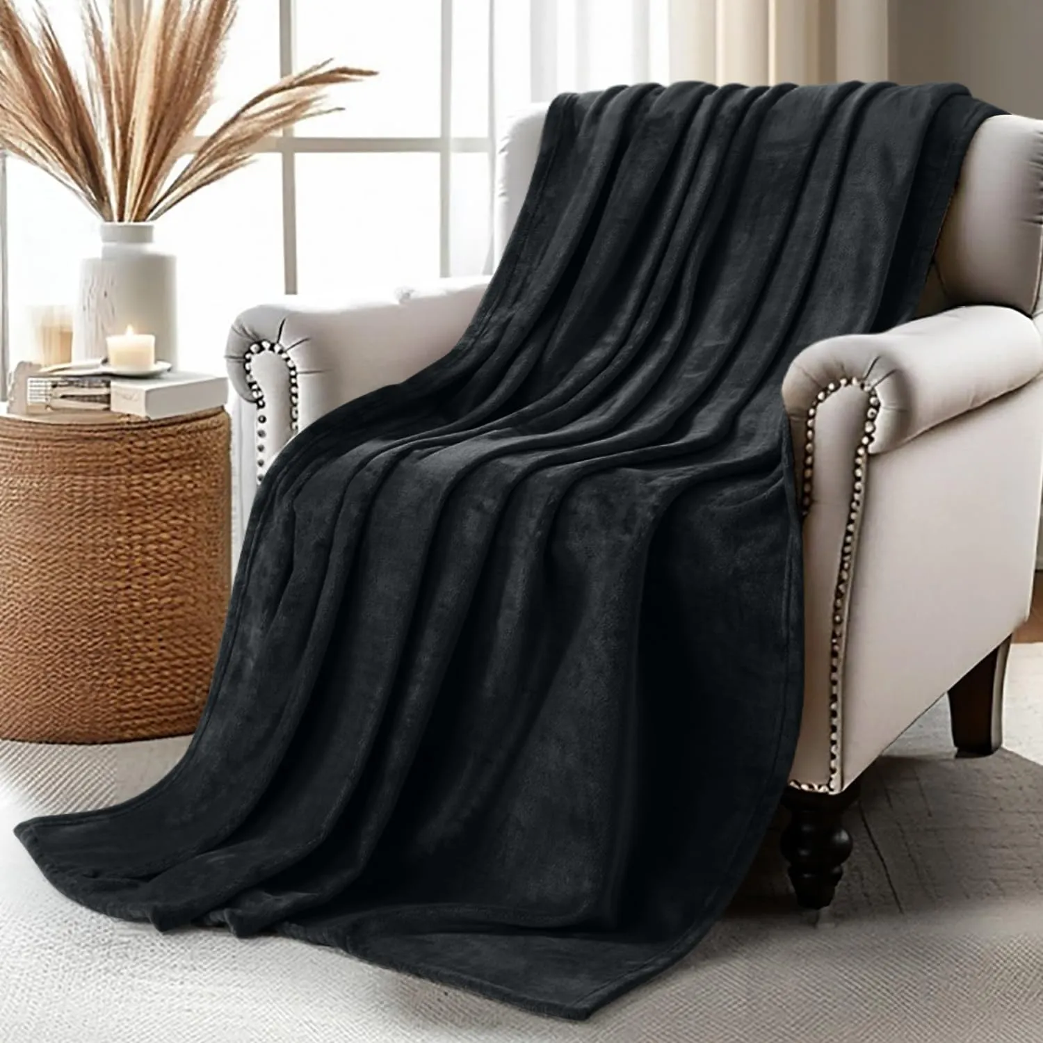 Utopia Bedding Black Fleece Blanket Throw Size Lightweight Fuzzy Soft Anti-Static Microfiber Bed Blanket (60x50 Inch)